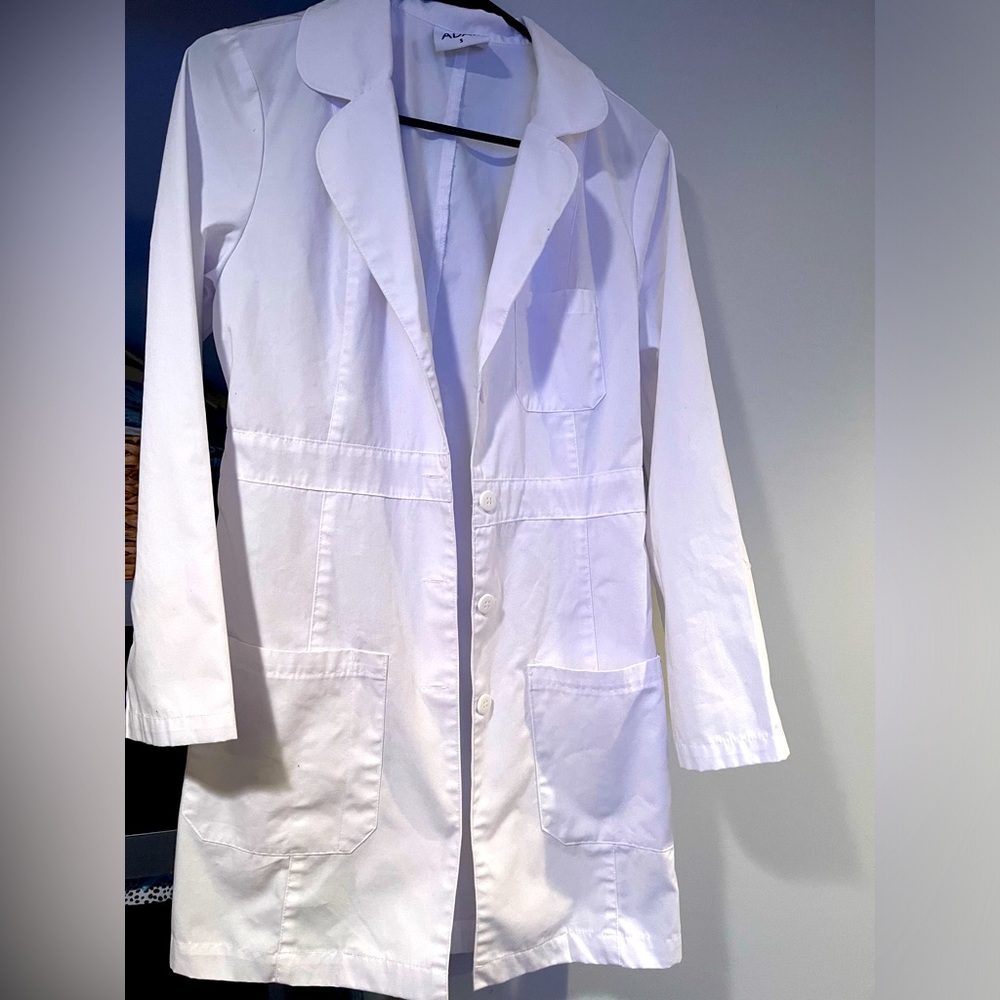 Like new lab coat, very clean